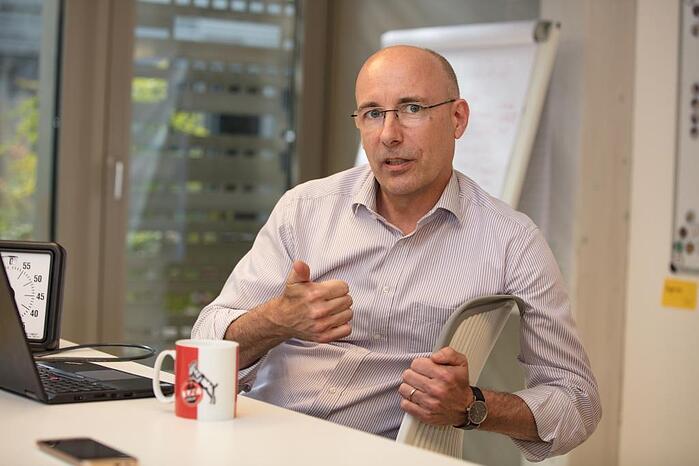 Albert Dahmen ist Leiter „Transactional Business“ bei der AXA